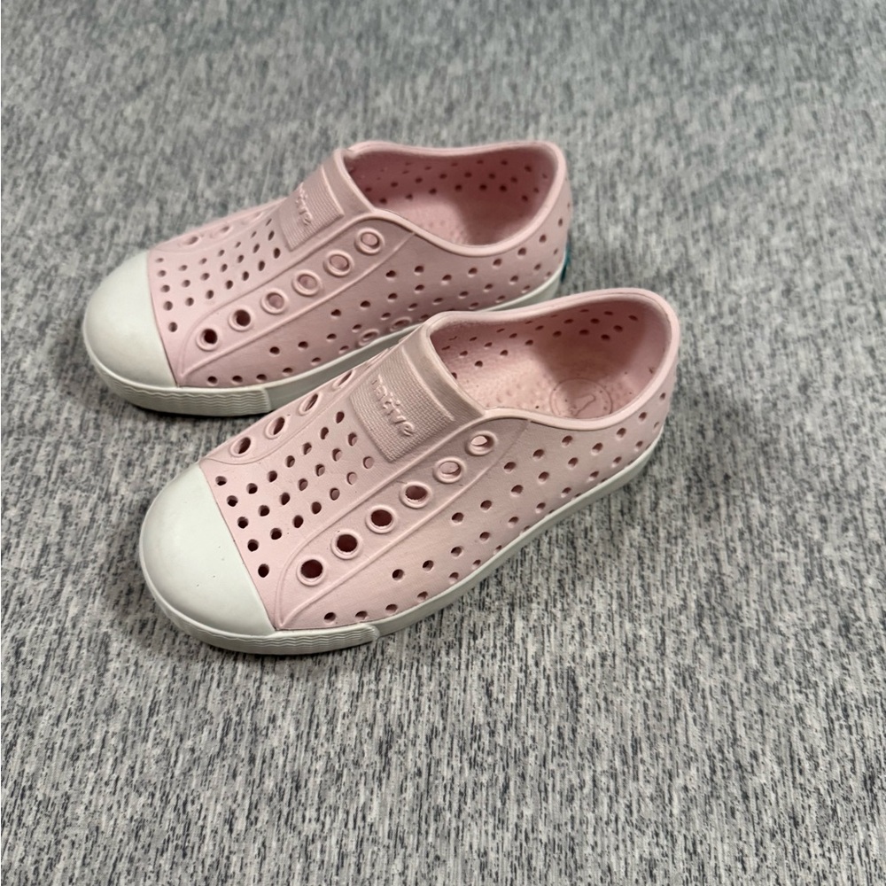 Native Toddler Pink Slip-On Shoes Size 7